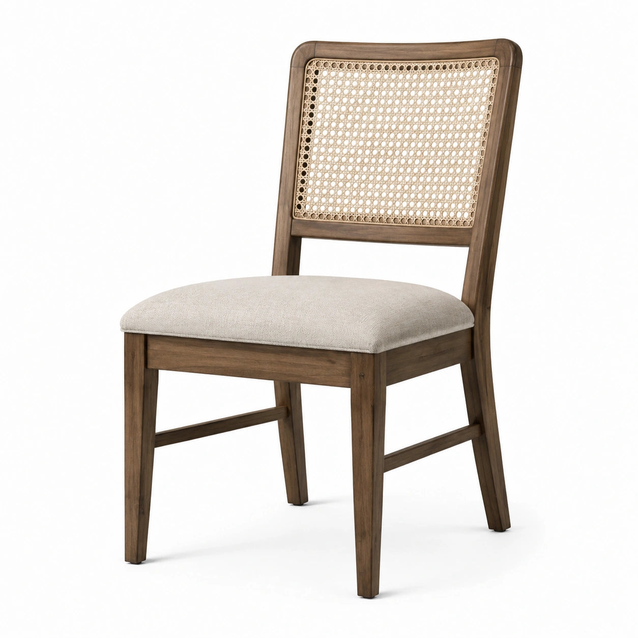 Silla de madera con respaldo de rejilla y asiento tapizado en beige